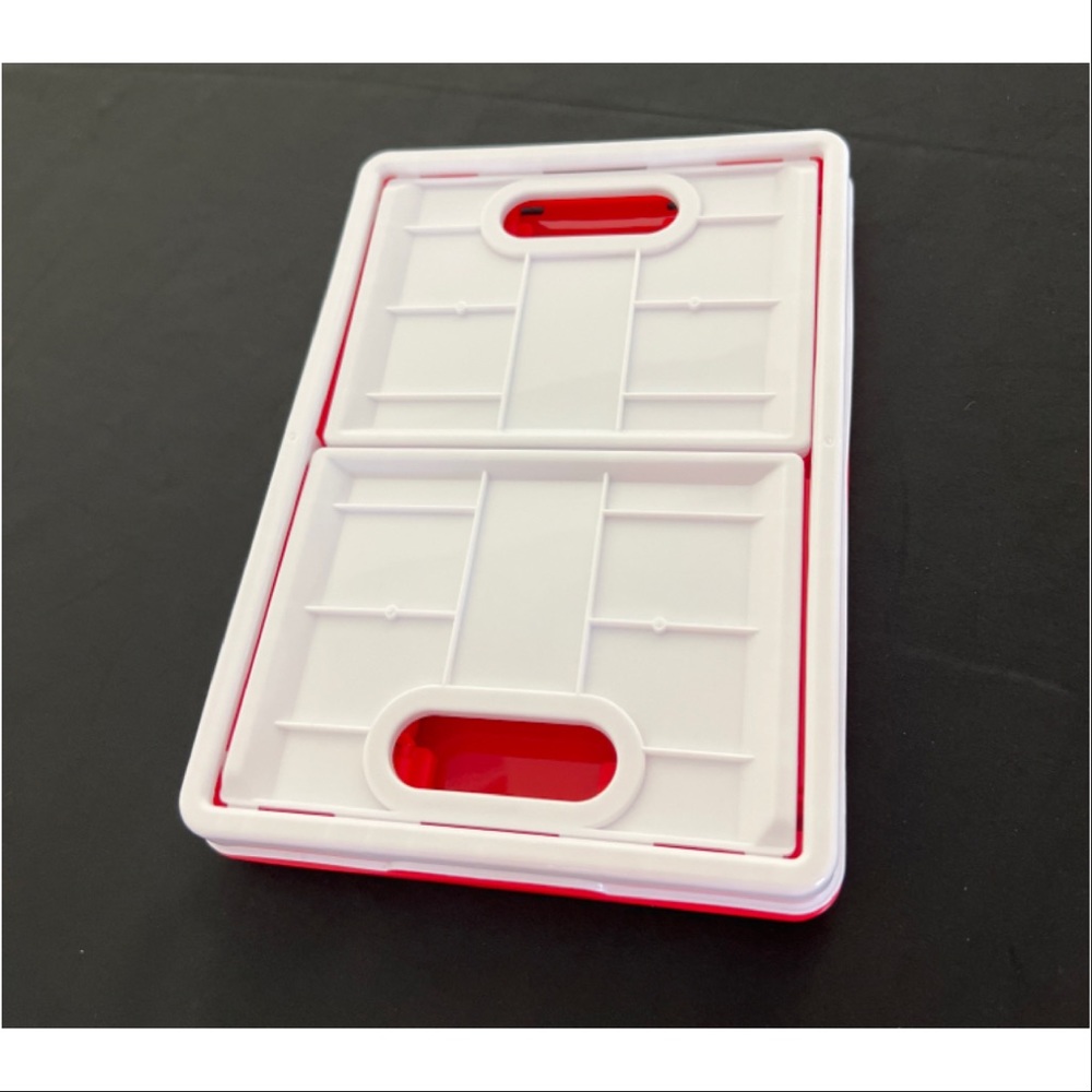 Collapsible Hello Kitty Storage Box - Picture 4 of 4